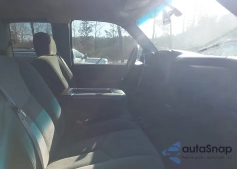 2003 Chevrolet Silverado 1500 Ls z USA, uszkodzony, nr VIN 2GCEC19V631274894